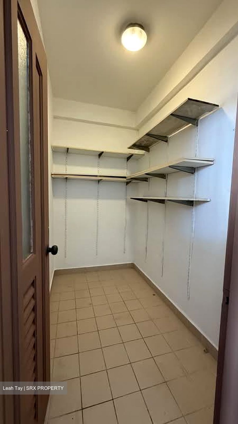 Spring Grove (D10), Condominium #531531301